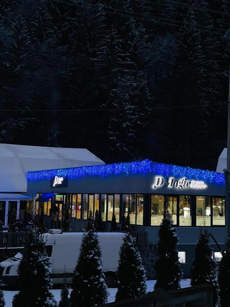 Hotel D' Magic Brosteni Zewnętrze zdjęcie